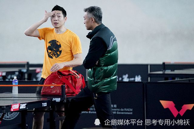 ESPN：尤文正在与曼城谈菲利普斯 曼城更希望永久转会而非租借“ESPN”消息，尤文图斯正在与曼城就菲利普斯的转会交易进行谈判，但目前双方仍有分歧。